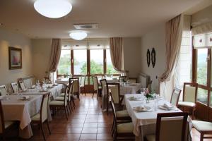 Restaurace v ubytování Villa Mencia