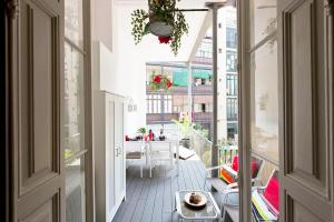 Gallery image of Eixample patio views with amazing terrace in Barcelona