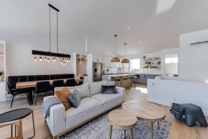 Φωτογραφία από το άλμπουμ του La Première Trace 125 - Ski-in Ski-out - 12 personnes σε Beaupré +20 φωτογραφίες