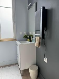 Kuchyň nebo kuchyňský kout v ubytování Maison La Lensoise - 4 chambres - Stade Bollaert