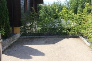 Κήπος έξω από το Ferienwohnung in der Kraxlhütte Waltersdorf +1 φωτογραφίες