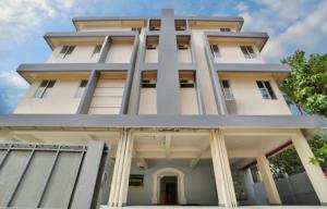 Zgradba, v kateri se nahaja apartma