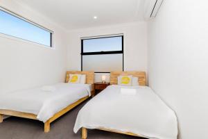 Fotografie z fotogalerie ubytování 4 Bedrooms Lovely House in Clayton Central v destinaci Clayton North