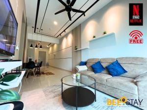 Istumisnurk majutusasutuses New Listing Klang with Netflix Wifi Swimming Pool View