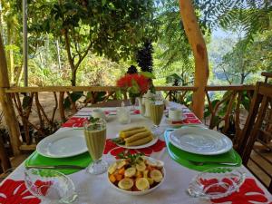 Jídlo v penzionu nebo okolí