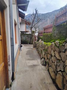 En generel udsigt til bjerge eller udsigt til bjerge taget fra lejligheden