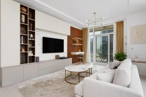두바이에 위치한 Maison Privee - Tranquil Apt with Mesmerizing Views cls to Marina에서 갤러리에 업로드한 사진