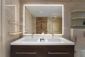 두바이에 위치한 Maison Privee - Tranquil Apt with Mesmerizing Views cls to Marina에서 갤러리에 업로드한 사진