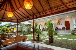 Zahrada ubytování Junna House Ubud by Prasi