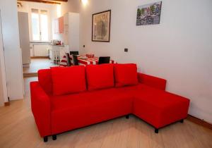Χώρος καθιστικού στο Medieval City Centre - Modern Suite with AC, Smart TV & WiFi