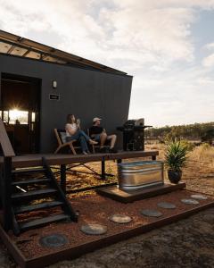 Gambar di galeri bagi Edith the Tiny Cabin in Busselton di Busselton