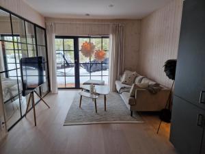 Lindvallen Ski In Söderåstorget的休息区