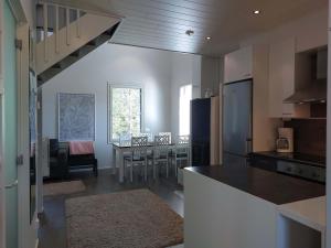 Køkken eller tekøkken på Tupaskolo