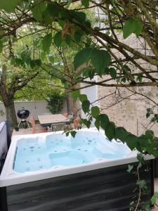 Fotografie z fotogalerie ubytování Gîte Le Pavillon Vougeot - Romanée - SPA v destinaci Gilly-lès-Cîteaux