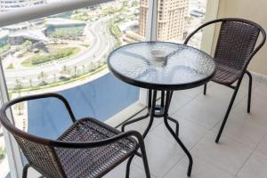Bilde i galleriet til Mesmerizing studio sleeps 2 in Dubai JLT i Dubai