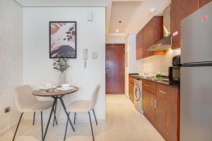Bilde i galleriet til Mesmerizing studio sleeps 2 in Dubai JLT i Dubai