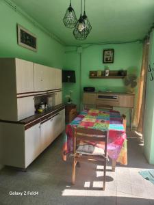 Kuchyň nebo kuchyňský kout v ubytování Le Mazet