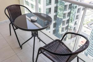 ภาพในคลังภาพของ Eye-captivating studio sleeps 2 in JLT ในดูไบ