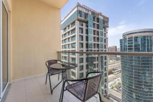 ภาพในคลังภาพของ Eye-captivating studio sleeps 2 in JLT ในดูไบ