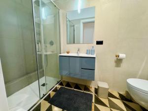 O baie la Casa GILDO - city centre +11 fotografii