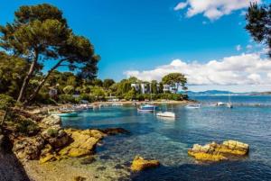 a group of boats in a body of water at Charmant Studio rénové à Antibes, plage à 10 min à pied in Antibes