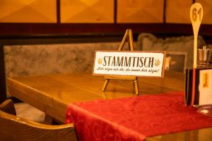 Certifikát, hodnocení, plakát nebo jiný dokument vystavený v ubytování Brauhaus zu Murau