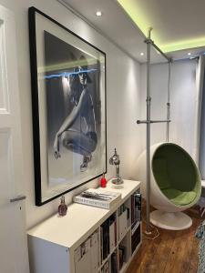 Koupelna v ubytování Luxury Stay Paris Place des Vosges + 56 fotografií