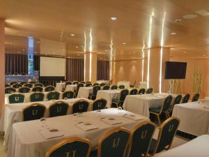 Konferenčné priestory v ubytovaní Hotel Jardines de Uleta Suites