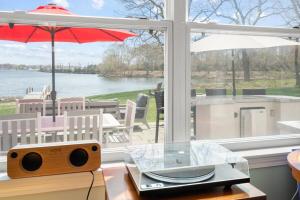 Gallery image of 37 Wamphassuc Rd Chteau Stonington in Stonington