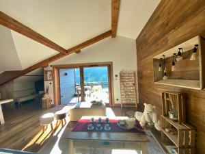 Fotografie z fotogalerie ubytování Penthouse l'Ourse Bleue - Sauna privatif - accès direct aux pistes v destinaci Courchevel