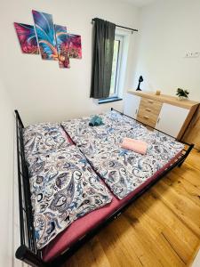 Postel nebo postele na pokoji v ubytování Chata Horní Planá