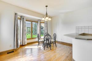 Ảnh trong thư viện ảnh của Pet-Friendly Johnston Getaway with Deck and Yard! ở Johnston