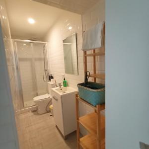Koupelna v ubytování La Casa de los Viajantes + 13 fotografií