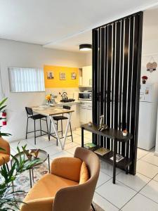 Gallery image of Cozy apartment near Seminole Hard Rock Cafe in Hollywood
