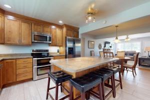 Fotografie z fotogalerie ubytování Lake Time Retreat v destinaci Dandridge + 16 fotografií