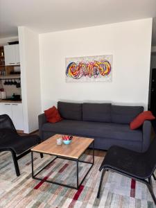 Un lugar para sentarse en Apartman PLAY Divčibare - 2 spavaće sobe