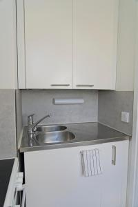 Dapur atau dapur kecil di Tammela Suites - Free Parking