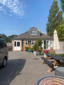 Το κτήριο όπου στεγάζεται  το δωμάτιο σε οικογενειακή κατοικία