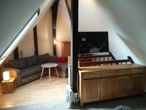 Kuchyň nebo kuchyňský kout v ubytování Ferienwohnung am Küstenwald