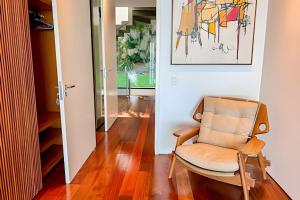 Гостиная зона в HR.333 - Esplêndida casa de luxo no Joá com 5 suites para locação temporada