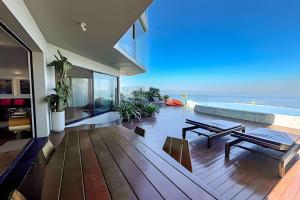 Фотография из галереи HR.333 - Esplêndida casa de luxo no Joá com 5 suites para locação temporada в Рио-де-Жанейро