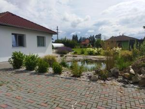 Vonkajšia záhrada v ubytovaní Apartmán Pavlík