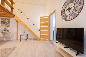 Cool apartment in the center with Patio, Szovetseg Street 1074 Budapest, Szövetség utca 26 kép - 2