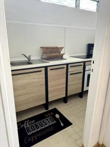 Kuchyň nebo kuchyňský kout v ubytování Maison authentique à 300m de la plage