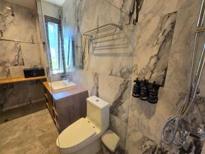 Samutra Residences的一间浴室