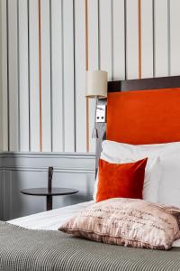 Ένα ή περισσότερα κρεβάτια σε δωμάτιο στο Home Hotel Post