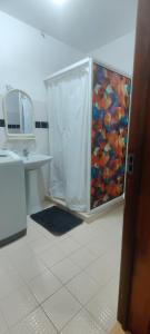 Η κουζίνα ή μικρή κουζίνα στο 3-Bedroom Villa Near Blue Bay +9 φωτογραφίες