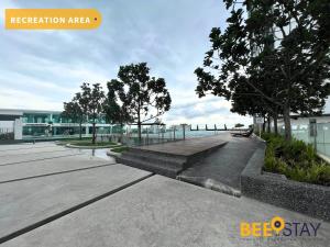 Foto sihtkohas Klang asuva majutusasutuse New Listing Klang with Netflix Wifi Swimming Pool View galeriist