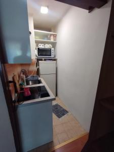 Η κουζίνα ή μικρή κουζίνα στο Apartment H Sarajevo