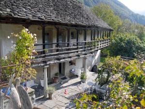 Zdjęcie z galerii obiektu Casa Martinelli, Boutique-Hotel w mieście Maggia